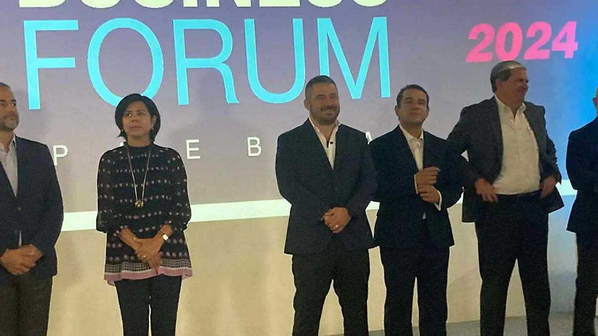 Adán Domínguez Sánchez, dio inicio a la tercera edición del Business Forum Puebla 2024